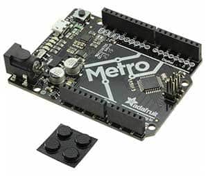 帶針座的 Adafruit Metro 328 板圖片